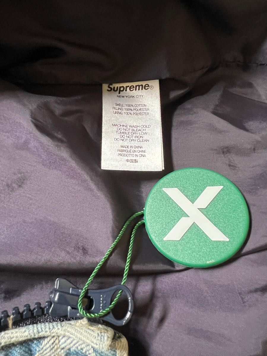 Supreme Fat Tip Jacquard Denim Puffer M|Yahoo!フリマ(旧 Supreme Fat Tip Jacquard Denim Puffer M|Yahoo!フリマ(旧