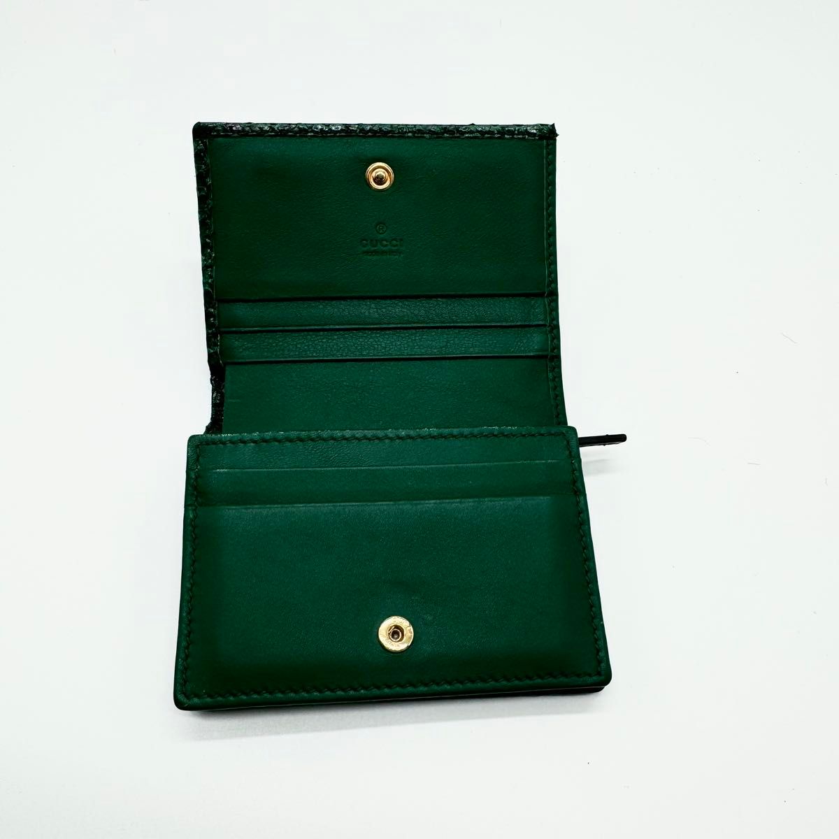 希少・美品】GUCCI グッチ 折り財布 二つ折り財布 パイソン 希少・美品】GUCCI グッチ 折り財布 二つ折り財布 パイソン