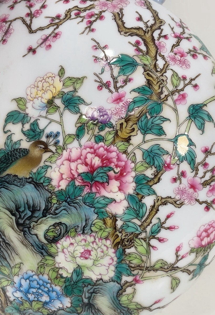 大清雍正蒔金琺瑯彩花鳥花口瓶 景徳鎮 陶磁器 装飾品 現代工芸品