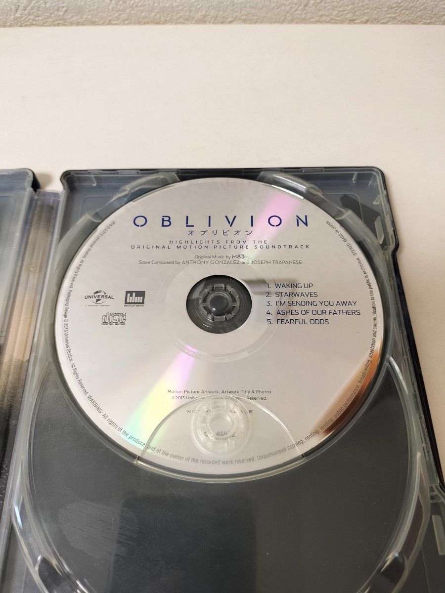 オブリビオン スチール・ブック仕様ブルーレイ+サントラショートエディションCD オブリビオン スチール・ブック仕様ブルーレイ+サントラショートエディションCD