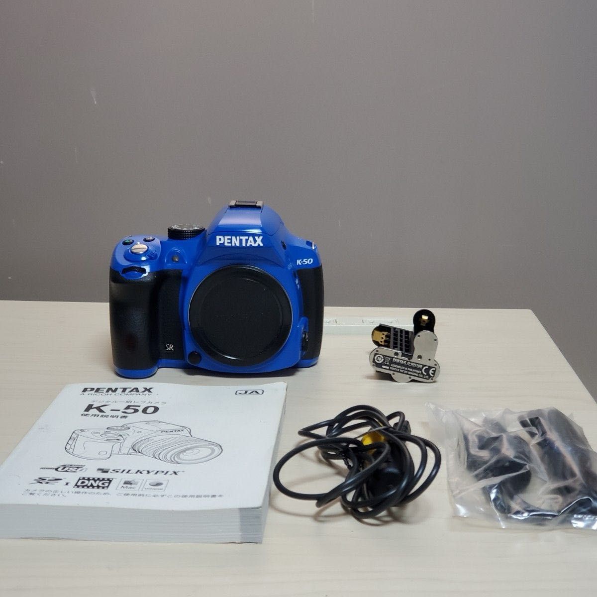 希少 PENTAX K-50 ボディ ブルー ショット数 約4 000回|Yahoo 希少 PENTAX K-50 ボディ ブルー ショット数 約4 000回|Yahoo