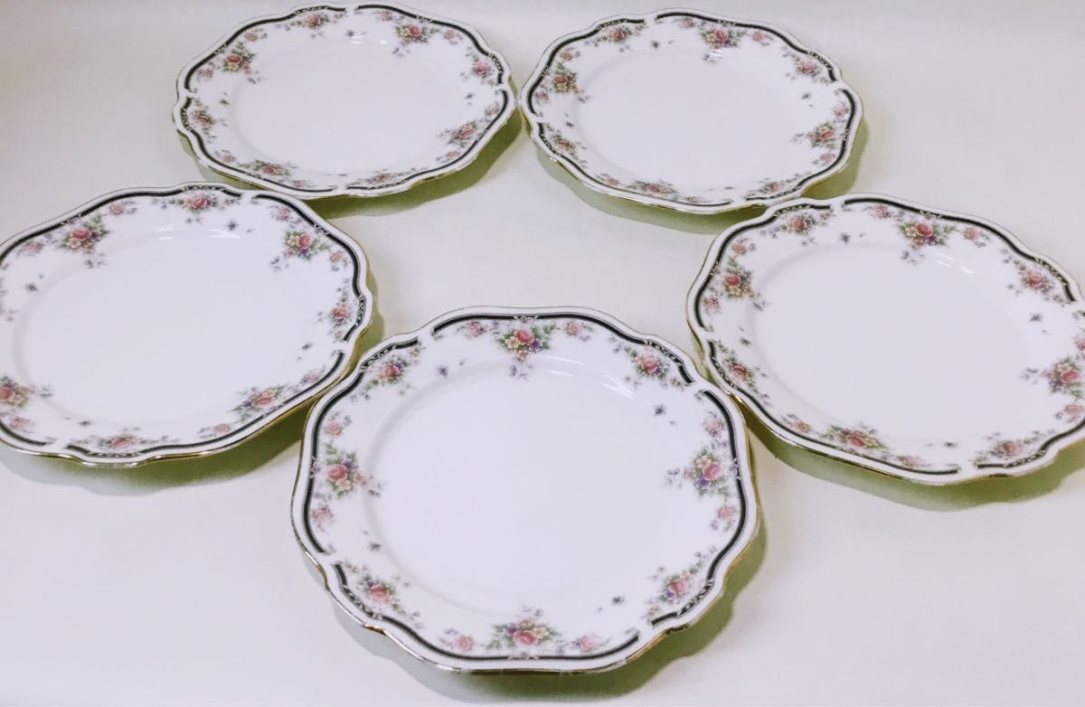 Noritake ノリタケ コンテンポラリー中皿 取り皿 ケーキ皿 5枚 Noritake ノリタケ コンテンポラリー中皿 取り皿 ケーキ皿 5枚
