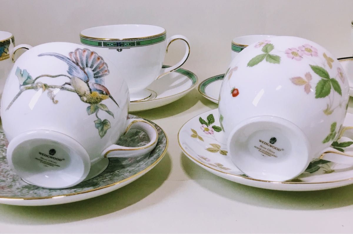 美品】Wedgwood (ウェッジウッド) カップ&ソーサー(異なる 美品】Wedgwood (ウェッジウッド) カップ&ソーサー(異なる