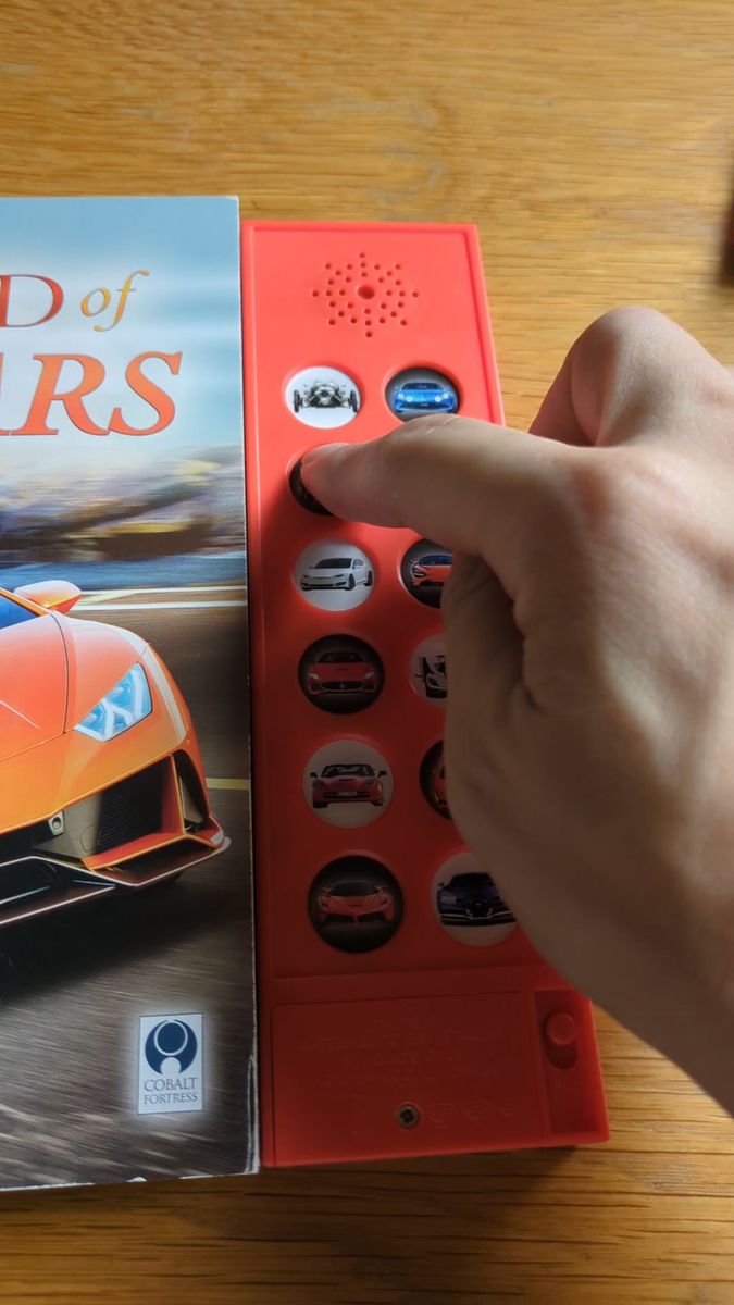音のなる絵本 子供向け 英語 the sound of supercars.