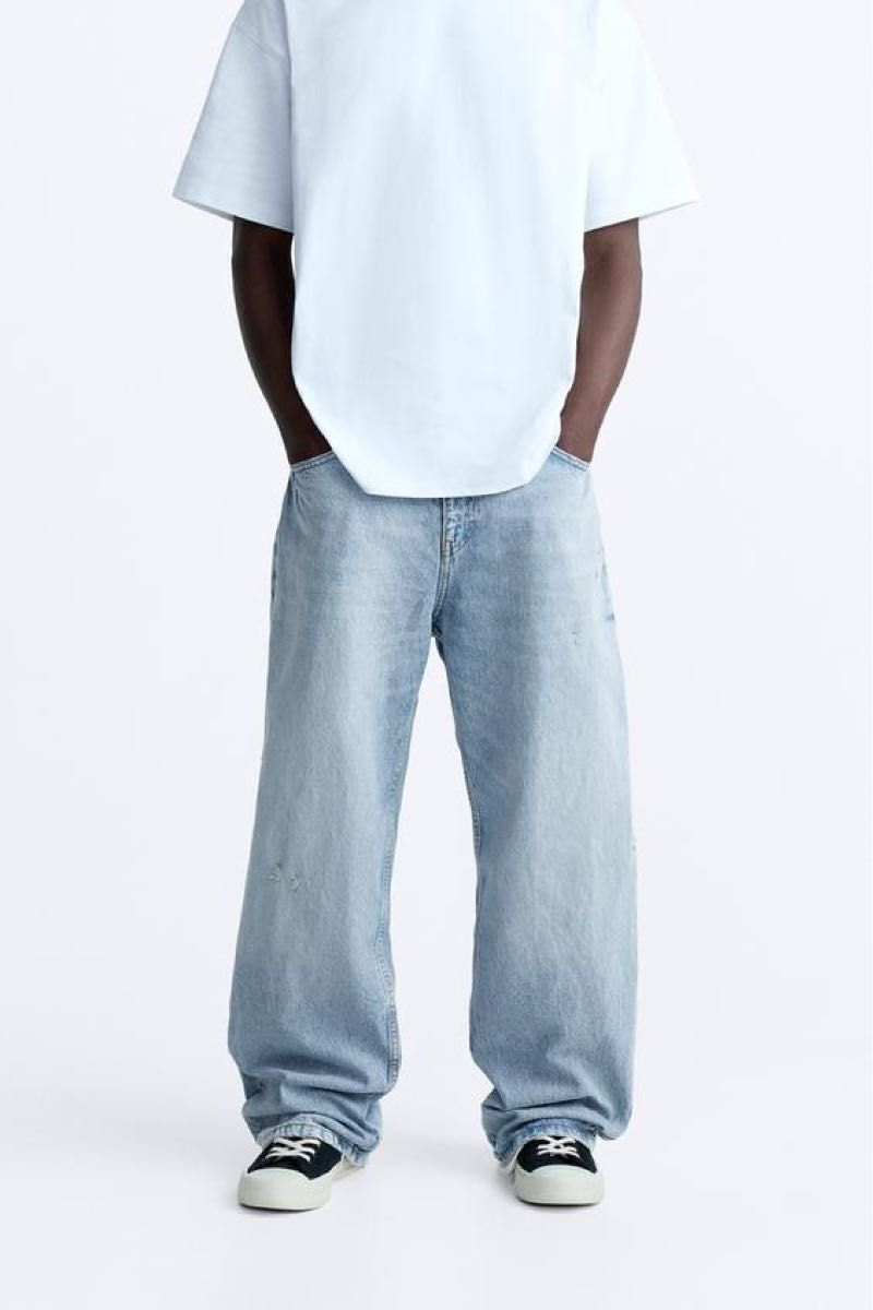 ZARA】 新品タグ付き メンズ BAGGY FIT デニムパンツ 44 ライト ZARA】 新品タグ付き メンズ BAGGY FIT デニムパンツ 44 ライト