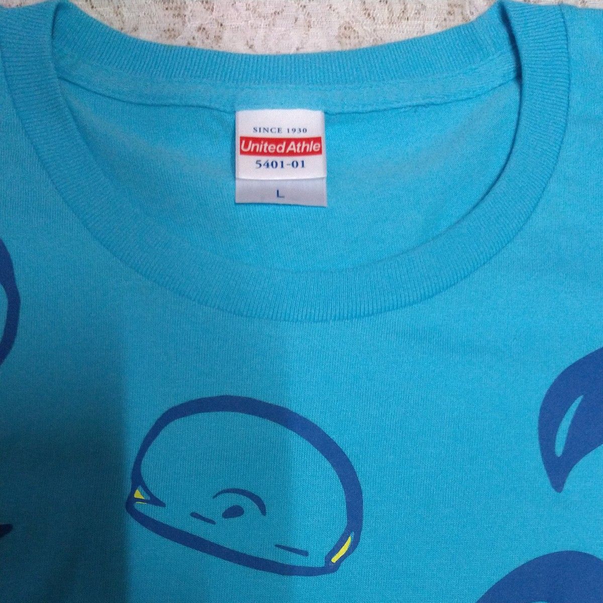 美品 Mrs GREEN APPLE MGA Crazy Tシャツ Aqua×Yellow Lサイズ 美品 Mrs GREEN APPLE MGA Crazy Tシャツ Aqua×Yellow Lサイズ