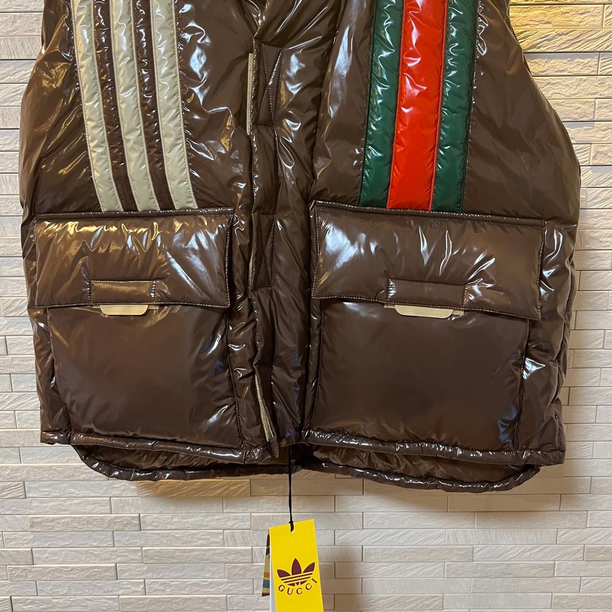 新品 GUCCI adidas コラボ ダウンベスト アウター 大きめ L 新品 GUCCI adidas コラボ ダウンベスト アウター 大きめ L