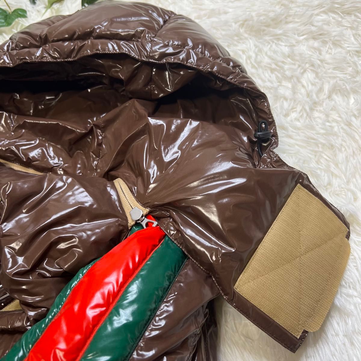 新品 GUCCI adidas コラボ ダウンベスト アウター 大きめ L 新品 GUCCI adidas コラボ ダウンベスト アウター 大きめ L
