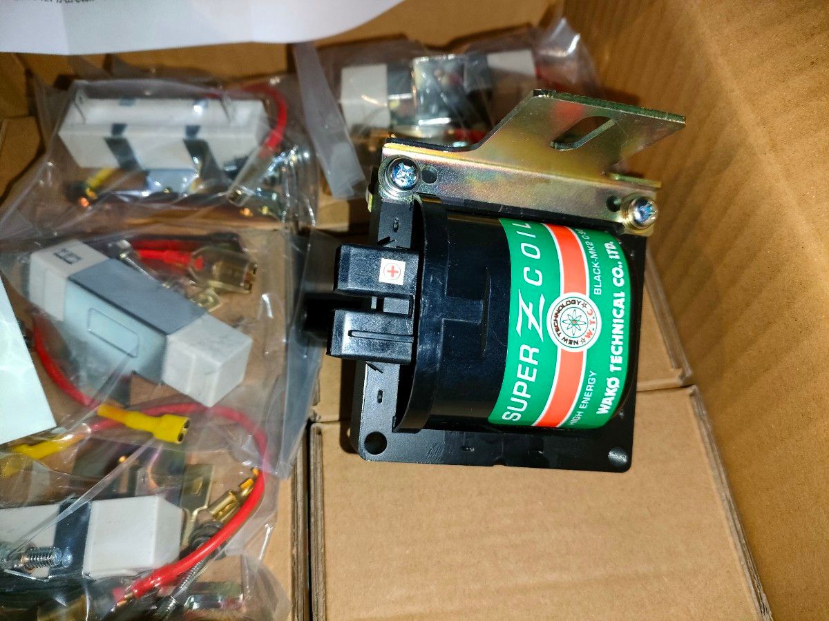 最安値 JA11ジムニー等 和光テクニカル ブラックコイル 新品未 最安値 JA11ジムニー等 和光テクニカル ブラックコイル 新品未