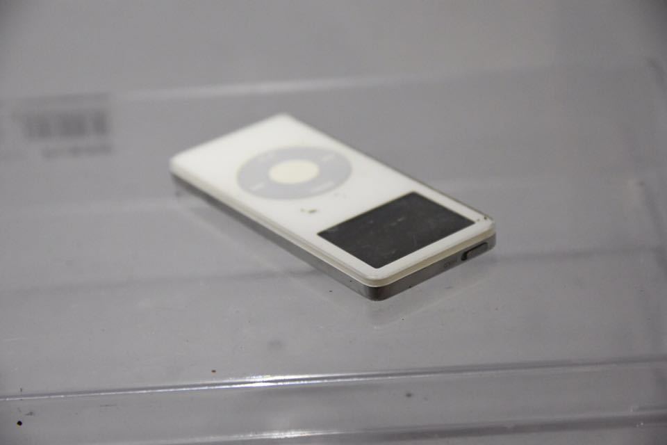 iPod A1137 4GB X9_画像4