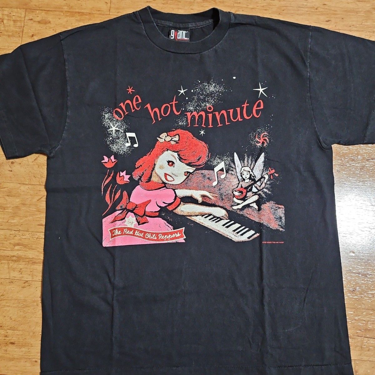 未使用品 Red Hot Chili Peppers Tシャツ M ヴィンテージ 未使用】RED HOT CHILI PEPPERS Tシャツ|Yahoo!フリマ(旧