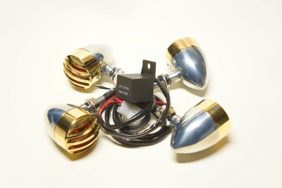 カワサキ カスタムパーツ LED ウインカー brass 真鍮 / アルミ 削出し: ハイフラ対策 ウインカーリレー付 汎用 フラッシャー 社外 貴重⑩_画像1
