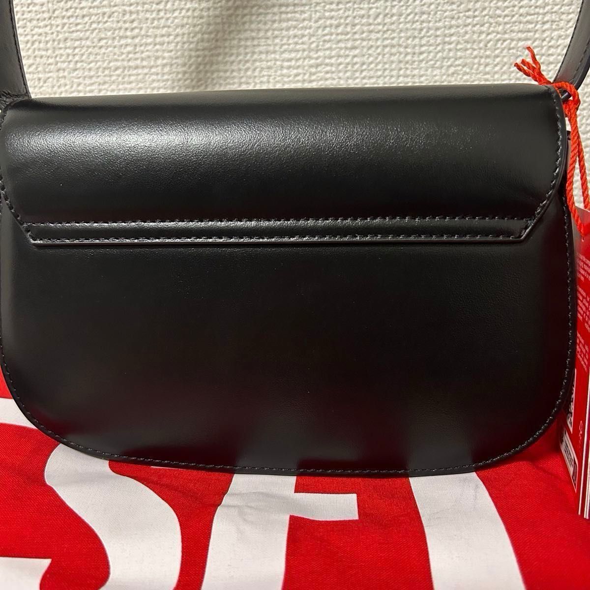 DIESEL ディーゼル 1dr ショルダーバッグ ハンドバッグ ブラック DIESEL ディーゼル 1dr ショルダーバッグ ハンドバッグ ブラック