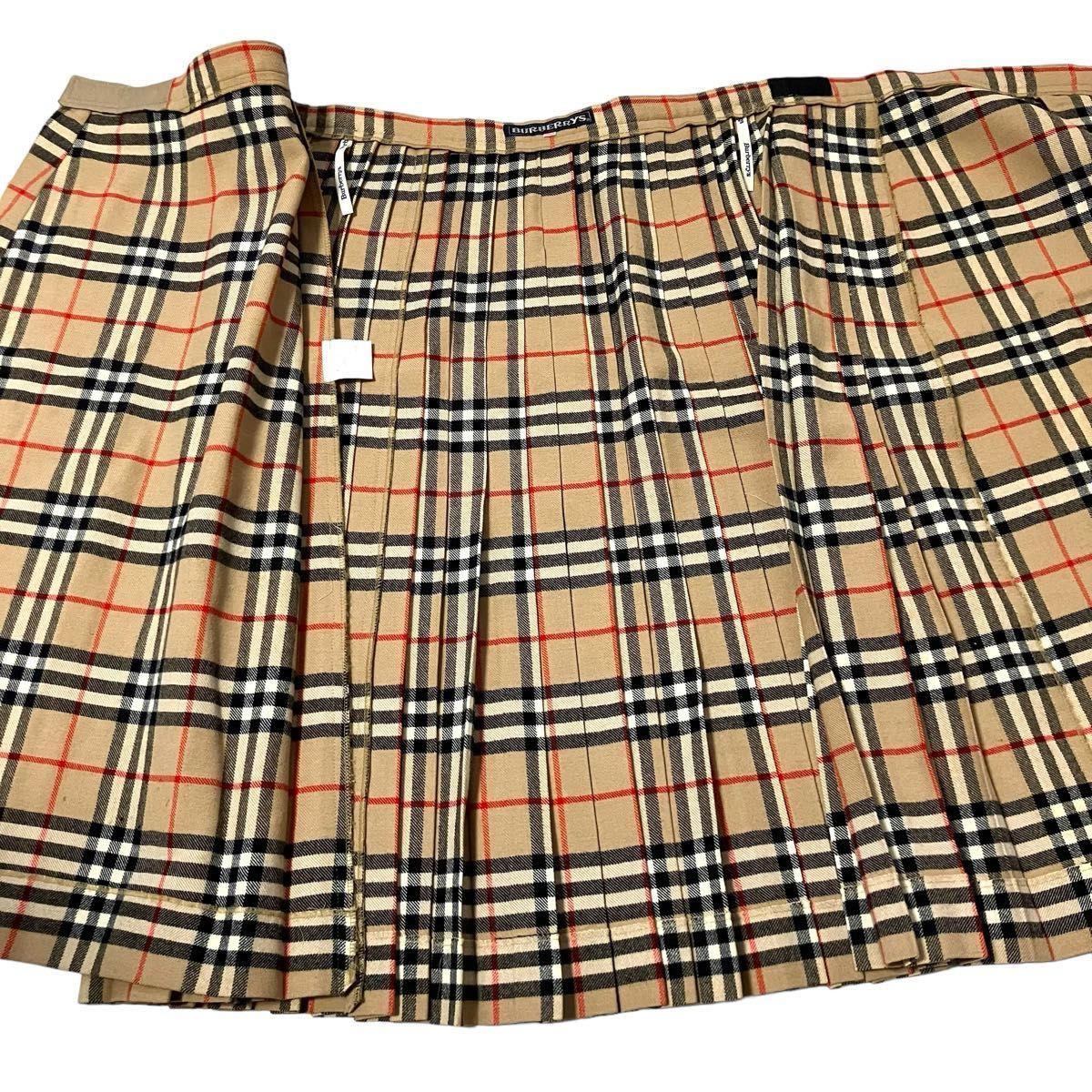 良品 BURBERRY バーバリーズ ロング丈 プリーツスカート 巻き 良品 BURBERRY バーバリーズ ロング丈 プリーツスカート 巻き