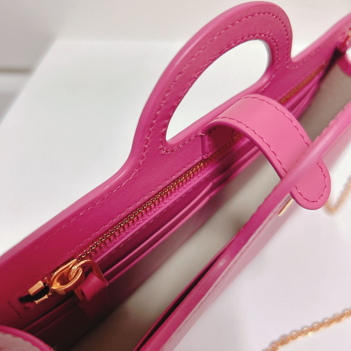 新品未使用】大人気MARNI 激可愛ミニショルダーバッグ 新品未使用】大人気MARNI 激可愛ミニショルダーバッグ