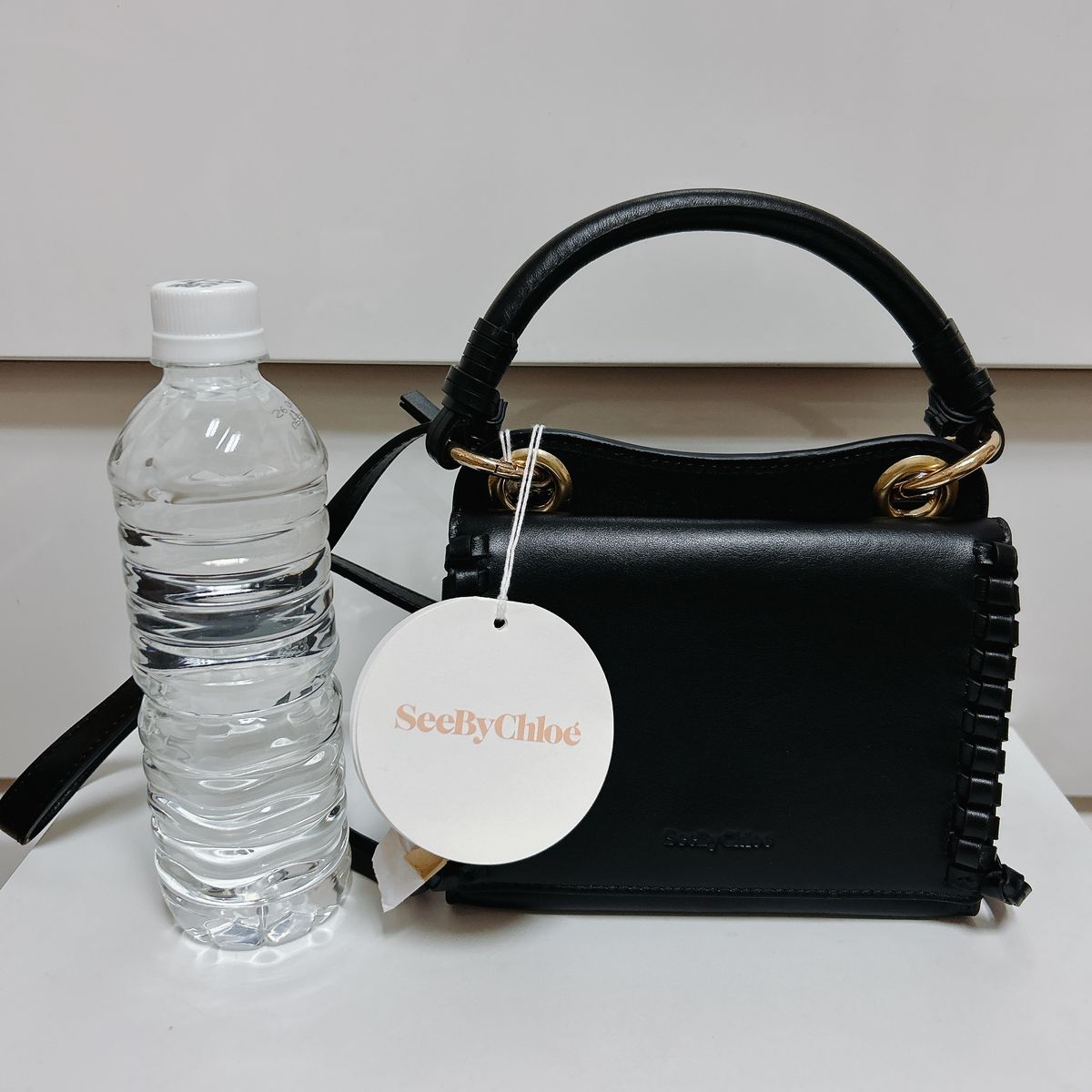 新品未使用】大人気SEE BY CHLOE ミニクロスボディバッグ|Yahoo 新品未使用】大人気SEE BY CHLOE ミニクロスボディバッグ|Yahoo