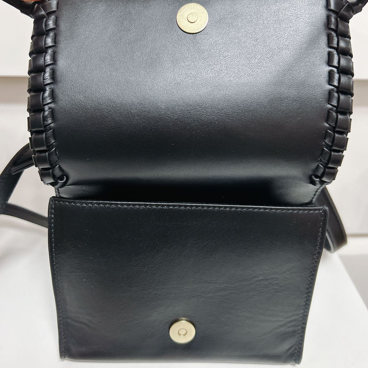 新品未使用】大人気SEE BY CHLOE ミニクロスボディバッグ|Yahoo 新品未使用】大人気SEE BY CHLOE ミニクロスボディバッグ|Yahoo