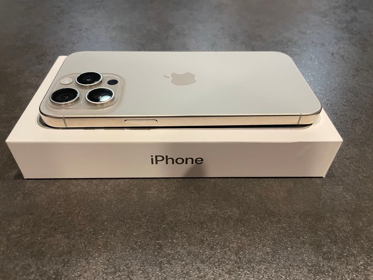 美品】iPhone 15 Pro Max ナチュラルチタニウム SIMフリー 美品】iPhone 15 Pro Max ナチュラルチタニウム SIMフリー