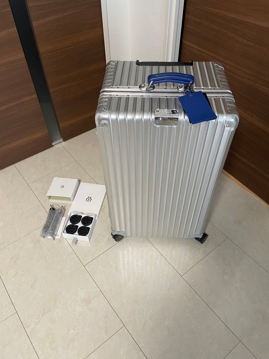 rimowa CLASSIC Trunk 100L カスタマイズ|Yahoo!フリマ(旧 rimowa CLASSIC Trunk 100L カスタマイズ|Yahoo!フリマ(旧