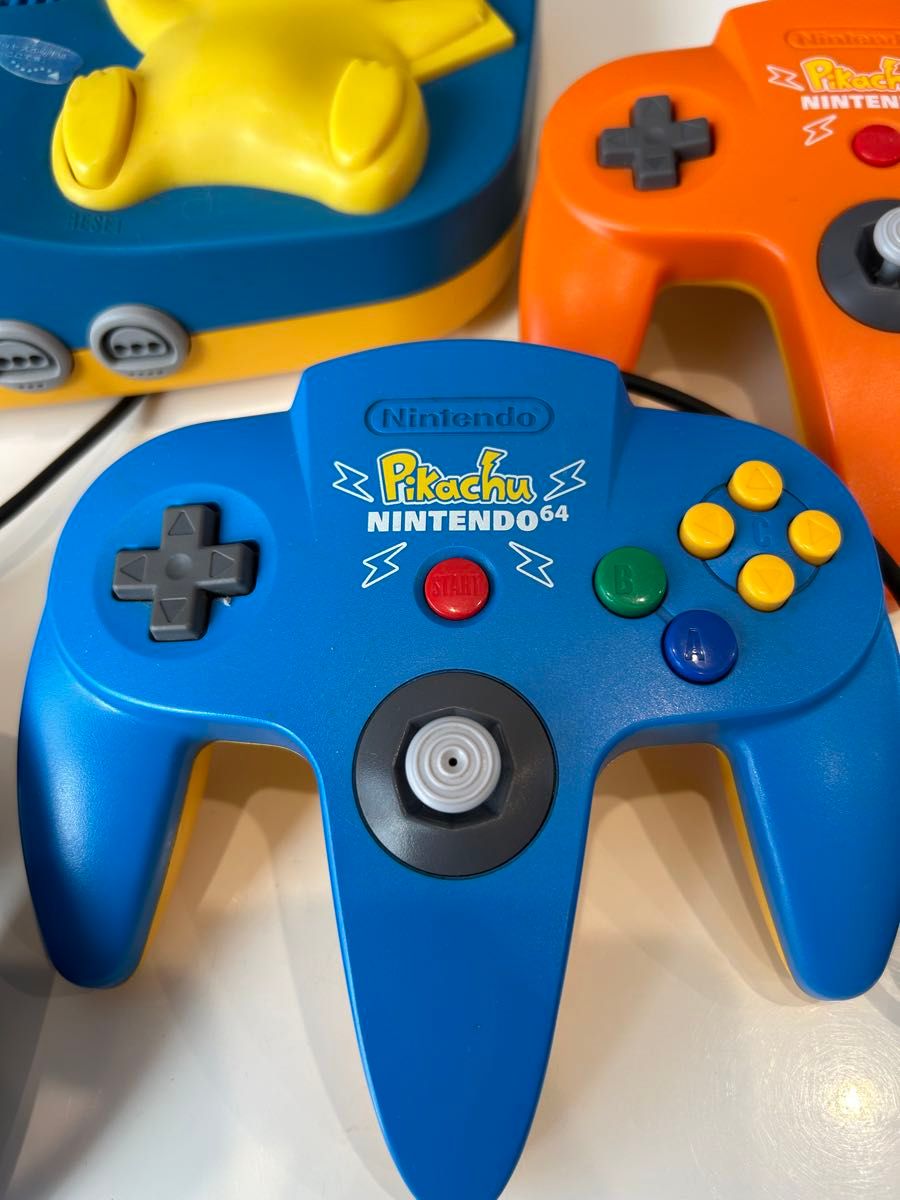 Nintendo 任天堂 ニンテンドー64ピカチュウ ブルー&イエロー Nintendo 任天堂 ニンテンドー64ピカチュウ ブルー&イエロー