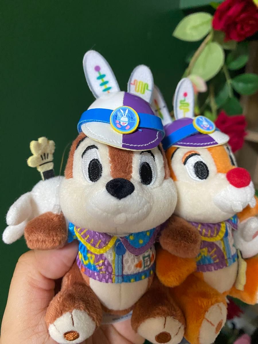ディズニーランド イースター チップ デール ぬいぐるみバッジ ディズニーランド イースター チップ デール ぬいぐるみバッジ