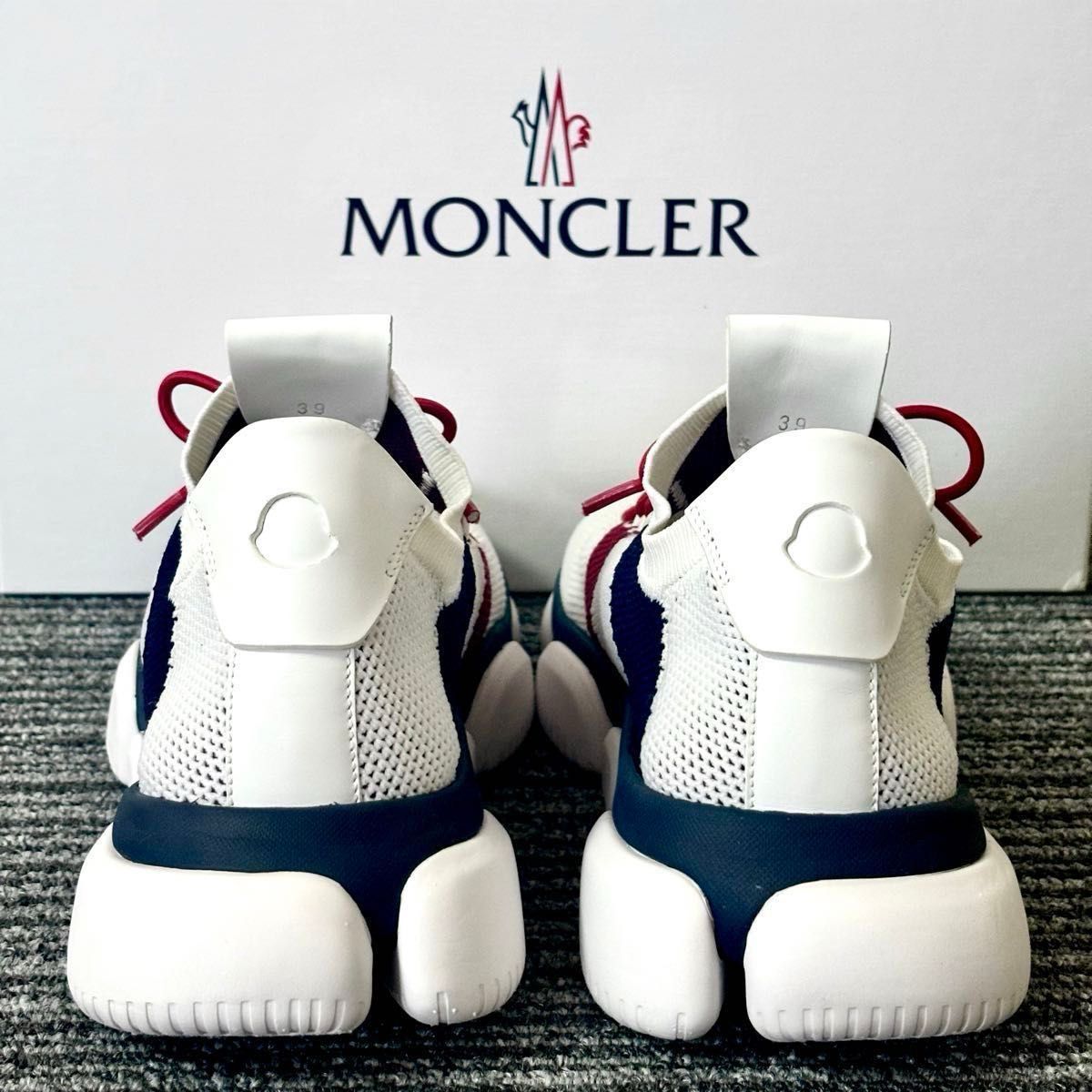 極美品】MONCLERモンクレール スニーカー・THEBUBBLESNEAKER 極美品】MONCLERモンクレール スニーカー・THEBUBBLESNEAKER