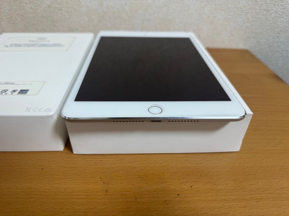 iPad Mini 4 Wi-Fi 128GB シルバー MK9P2J/A A1538 動作確認済 iPad Mini 4 Wi-Fi 128GB シルバー MK9P2J/A A1538 動作確認済