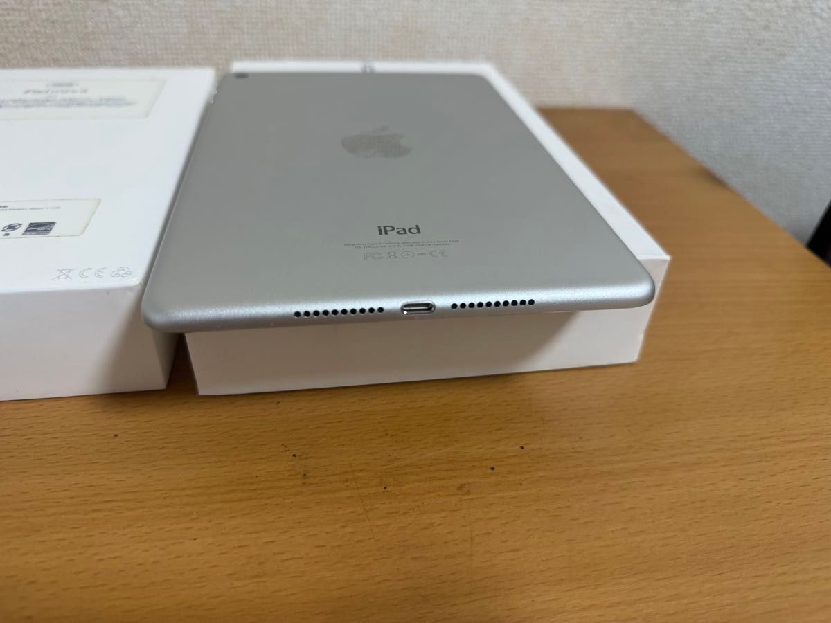 1GHKK 完動品美品iPad mini4(A1538)本体128GBシルバー - タブレット 1GHKK 完動品美品iPad mini4(A1538)本体128GBシルバー - タブレット