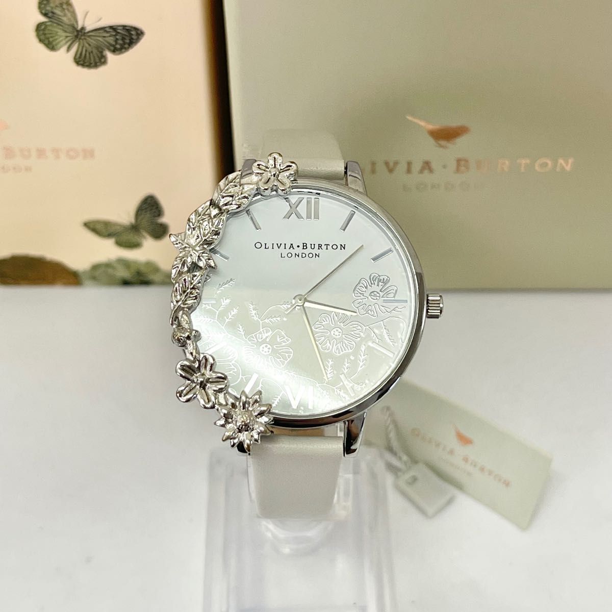 稼働 未使用保管品 美品 OLIVIA・BURTON レディース腕時計 お花 稼働 未使用保管品 美品 OLIVIA・BURTON レディース腕時計 お花