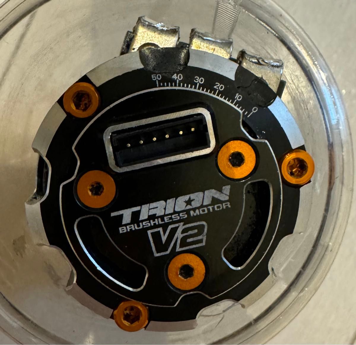 トリオンモーター21.5V2箱無し中古 TRION V2 21.5T ブラシレスモーター 箱なし ラジコン 中古