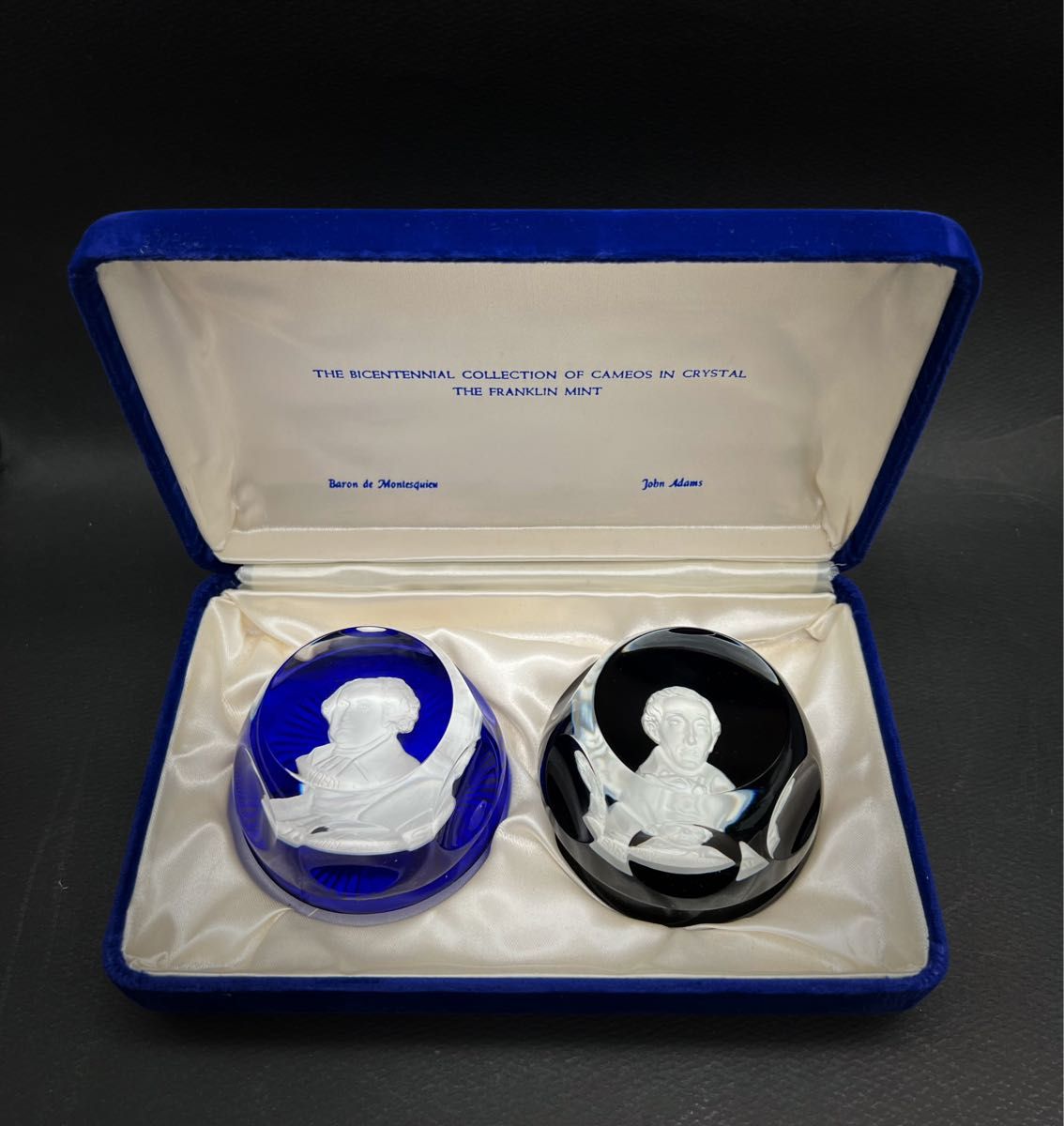 Baccaratバカラ文鎮The bicentennial collection of cameos in crystal 書道具