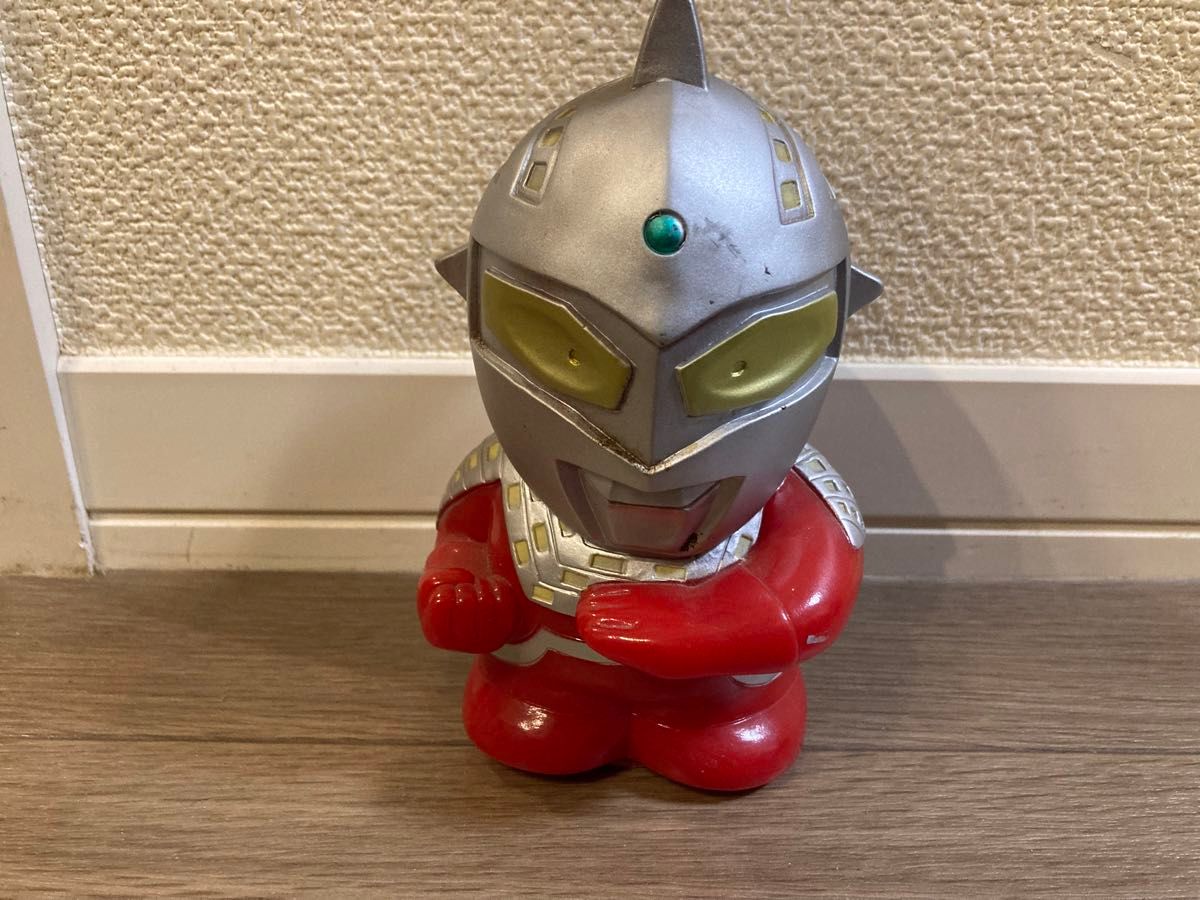 ウルトラマンセブン ウルトラセブン 貯金箱 ウルトラマン倶楽部 ウルトラマンセブン ウルトラセブン 貯金箱 ウルトラマン倶楽部