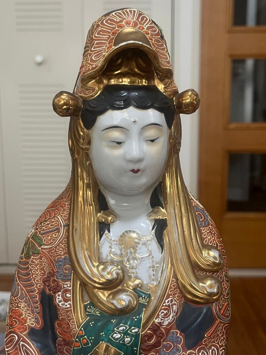 九谷焼 九谷八幡宮銘 豪華観音像 金彩 仏教美術 置物 陶器 観音 九谷焼 九谷八幡宮銘 豪華観音像 金彩 仏教美術 置物 陶器 観音