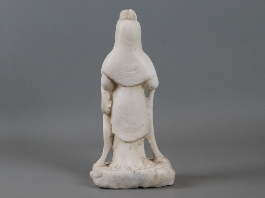 中国古玩 仏教美術 大理石 彫刻 観音菩薩像 高33,8cm 手彫 中国古玩 仏教美術 大理石 彫刻 観音菩薩像 高33,8cm 手彫