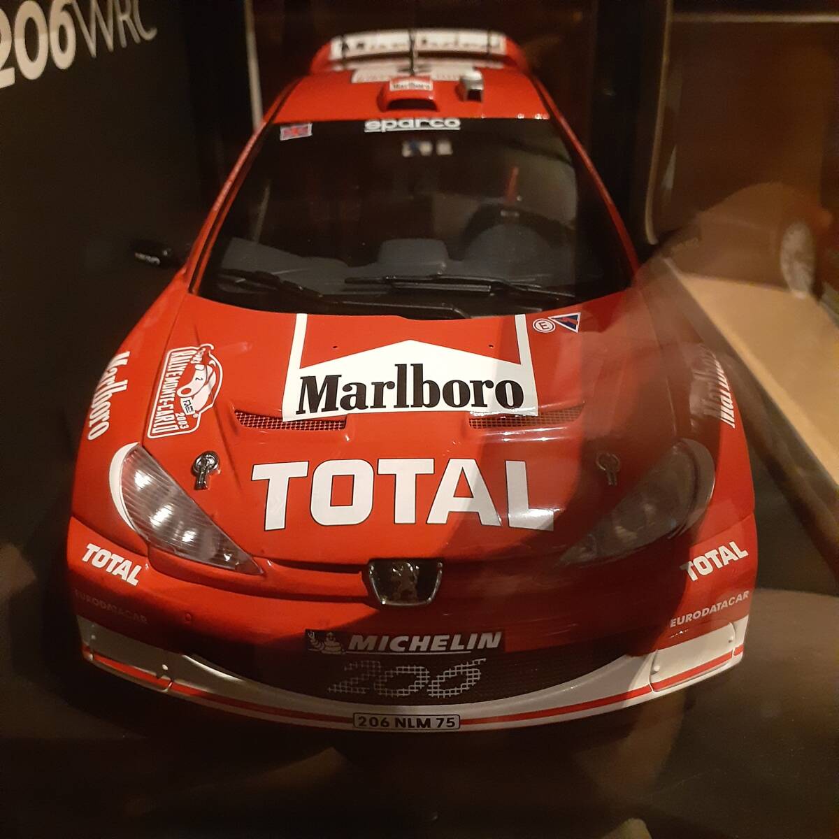 カスタム品 AUTOart オートアート 1/18 Peugeot プジョー 206 WRC 2003 ラリー・モンテカルロ #2 Ｒ.バーンズ  マルボロ デカール加工｜代購幫