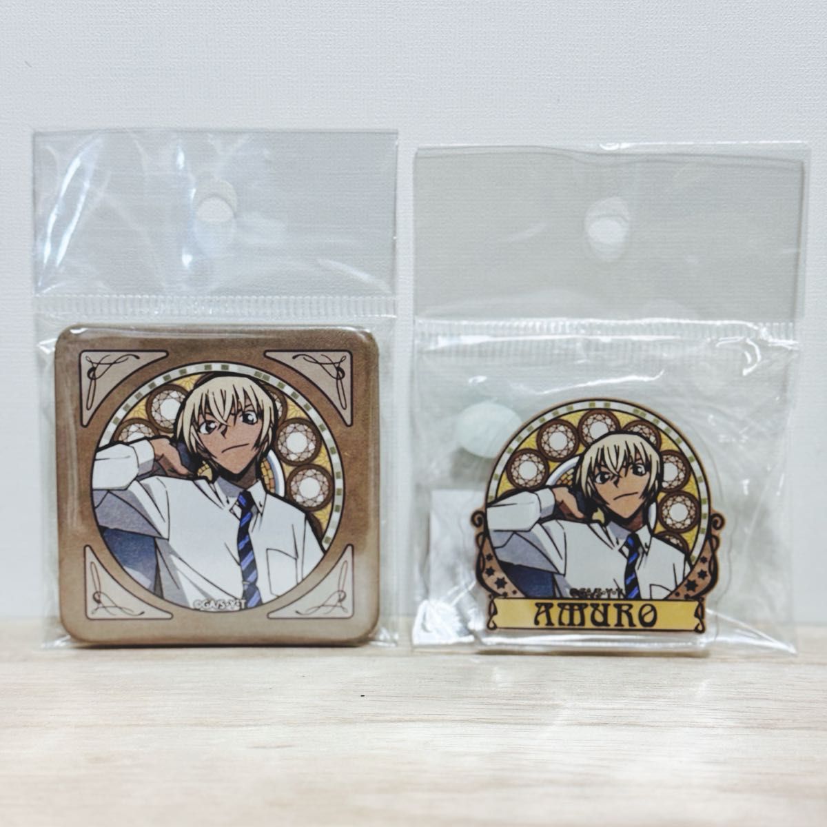 2点セット】 名探偵コナン 安室透 スクエア缶バッジ&アクリル 2点セット】 名探偵コナン 安室透 スクエア缶バッジ&アクリル