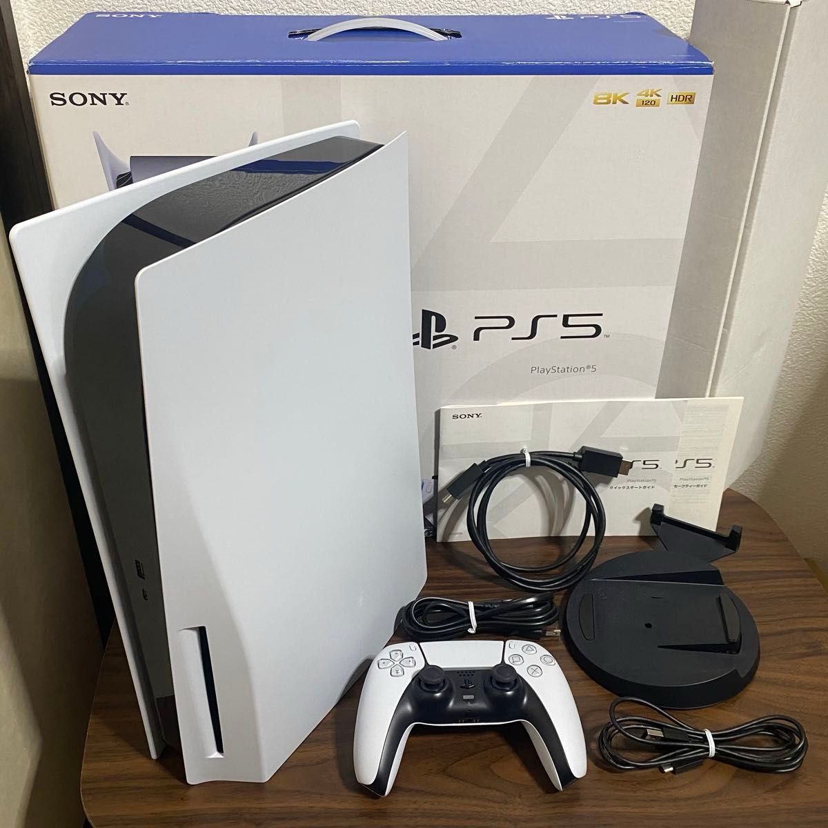 PlayStation 5 CFI-1200A01 ディスクドライブ搭載モデル 本体 PlayStation 5 CFI-1200A01 ディスクドライブ搭載モデル 本体