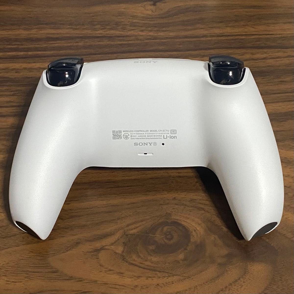 PlayStation 5 CFI-1200A01 ディスクドライブ搭載モデル 本体 PlayStation 5 CFI-1200A01 ディスクドライブ搭載モデル 本体