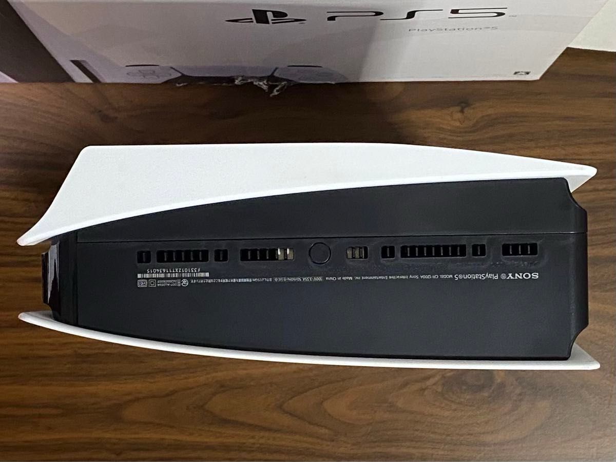 PlayStation 5 CFI-1200A01 ディスクドライブ搭載モデル 本体 PlayStation 5 CFI-1200A01 ディスクドライブ搭載モデル 本体