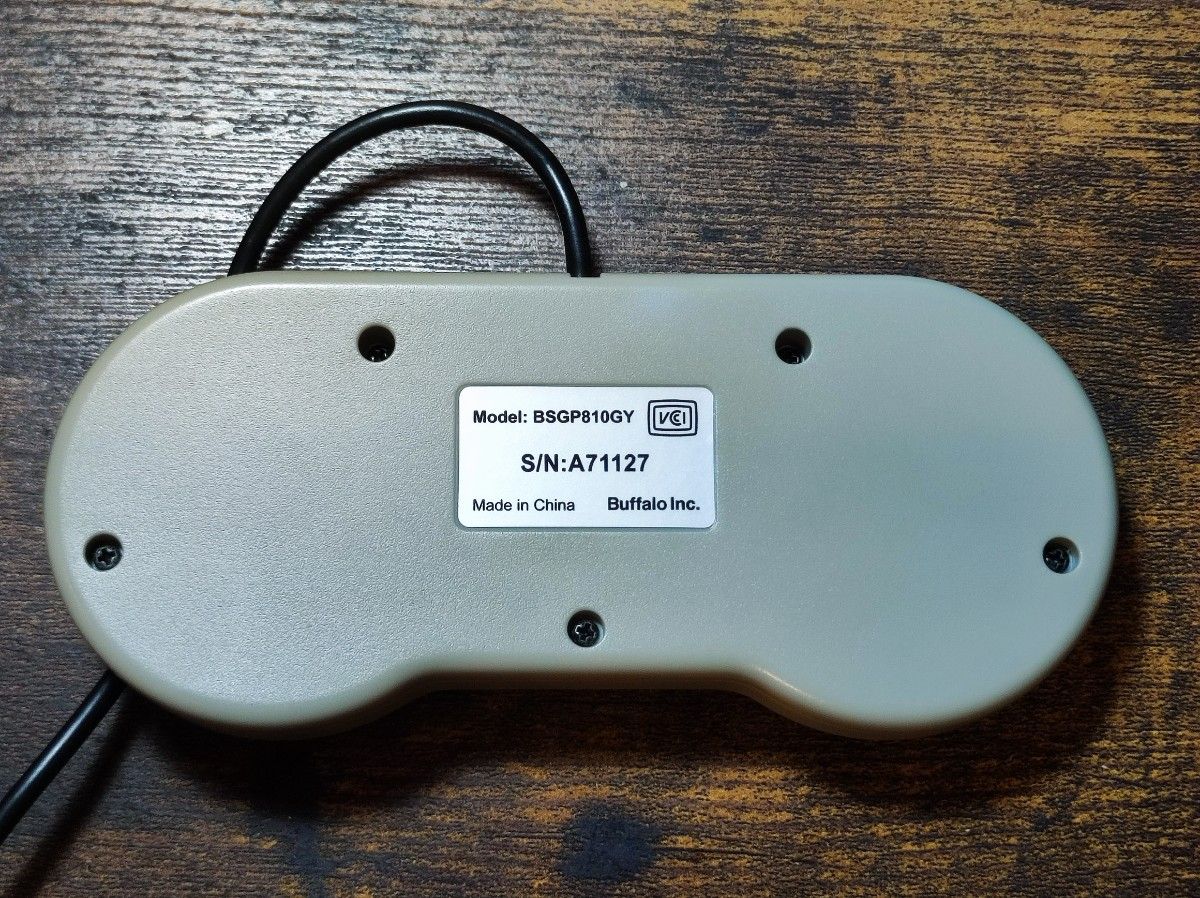 バッファロー BUFFALO USB ゲームパッド 8ボタン バッファロー BUFFALO USB ゲームパッド 8ボタン