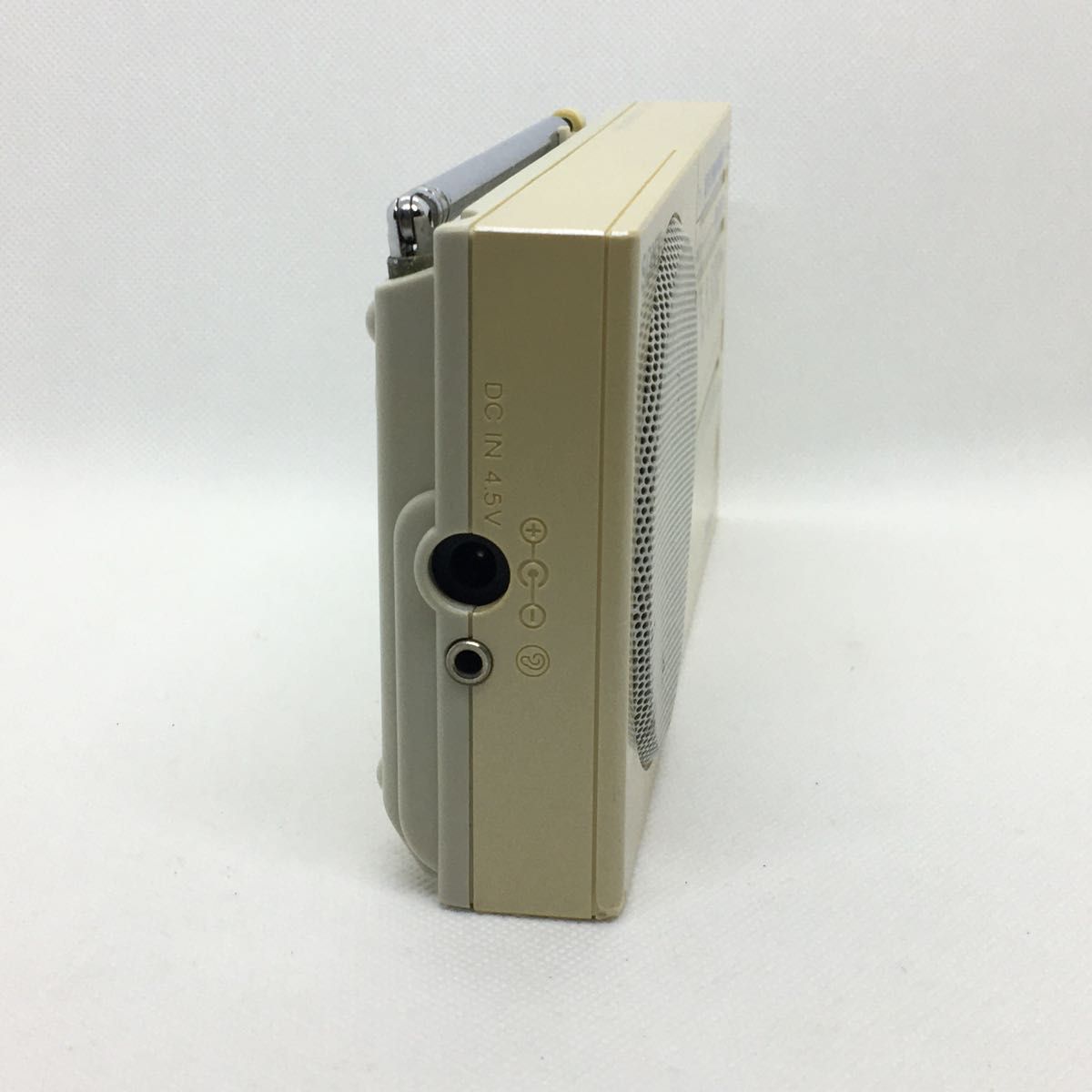 動作品】SONY ICF-S28V ワイドFM対応 2バンドラジオ ソニー 動作品】SONY ICF-S28V ワイドFM対応 2バンドラジオ ソニー
