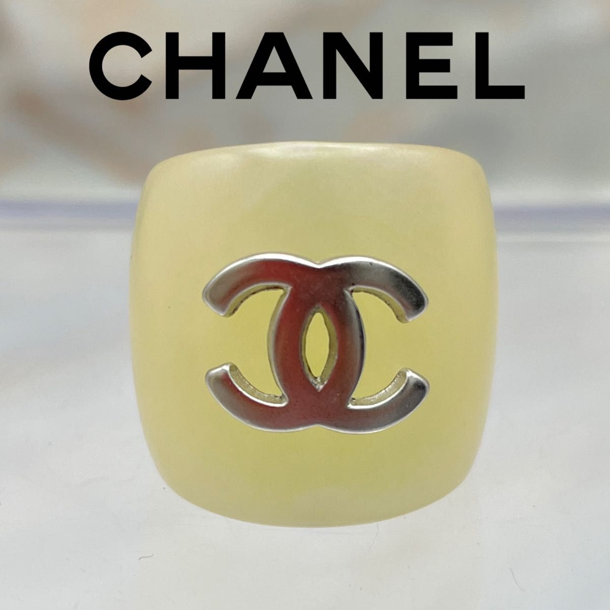 【指先に華やかさをプラス】CHANEL リング ゴールド&ブラック CHANEL シャネル プラステックリング プラリング 指輪 13号 ①