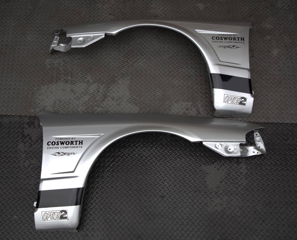 日産　スカイラインGT-R　BNR32用　エアロフロントフェンダー　FRP製　ワイド　純正シルバー　割れなし　チリ凄く良好　NISSAN　GTR