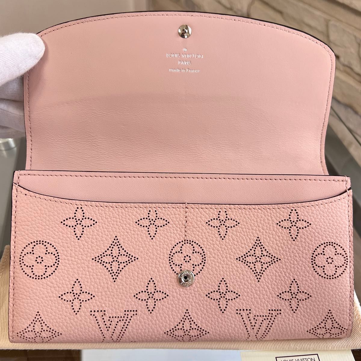 未使用品】ルイヴィトン ポルトフォイユ・イリス マヒナ 未使用品】ルイヴィトン ポルトフォイユ・イリス マヒナ