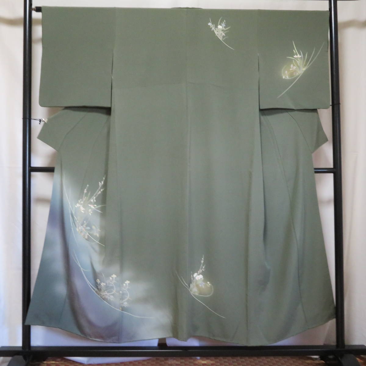 定番 【桐輪】期間限定*20%OFF*逸品物{正絹*手描き染*金彩加工*袷仕立*付下げ}*身丈154-裄66*可愛い花文様*着用感ナシ*美品*№2003 付下げ 定番 【桐輪】期間限定*20%OFF*逸品物{正絹*手描き染*金彩加工*袷仕立*付下げ}*身丈154-裄66*可愛い花文様*着用感ナシ*美品*№2003 付下げ