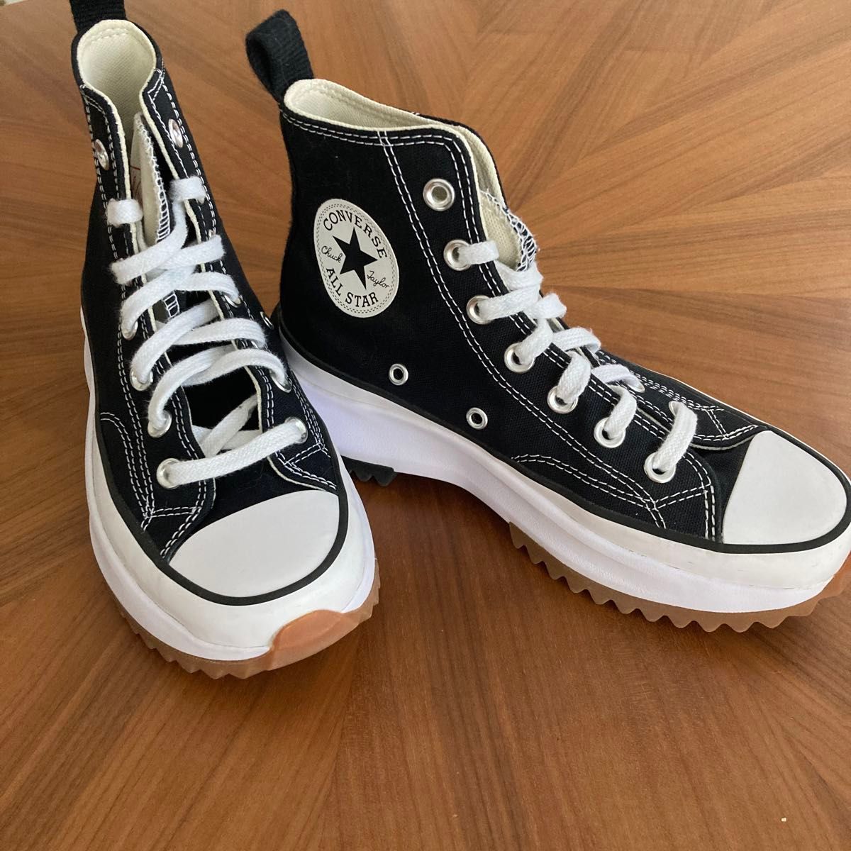 韓国限定 converseランスターハイク 厚底 22 5cm|Yahoo!フリマ 韓国限定 converseランスターハイク 厚底 22 5cm|Yahoo!フリマ