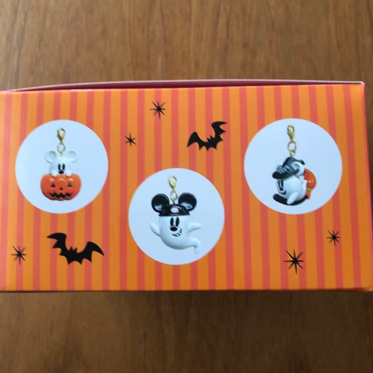 ディズニー ハロウィン 2024 おばけちゃん オバケ チャーム 6個 ディズニー ハロウィン 2024 おばけちゃん オバケ チャーム 6個