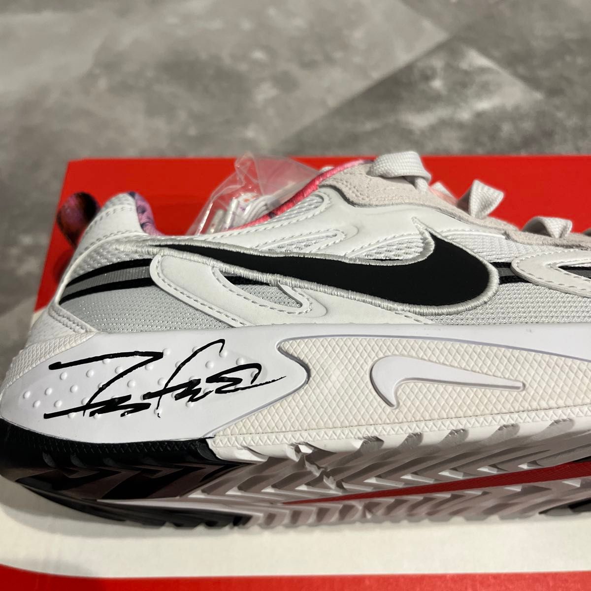 Futura × Nike WMNS Jam Train Electric|Yahoo!フリマ(旧 Futura × Nike WMNS Jam Train Electric|Yahoo!フリマ(旧