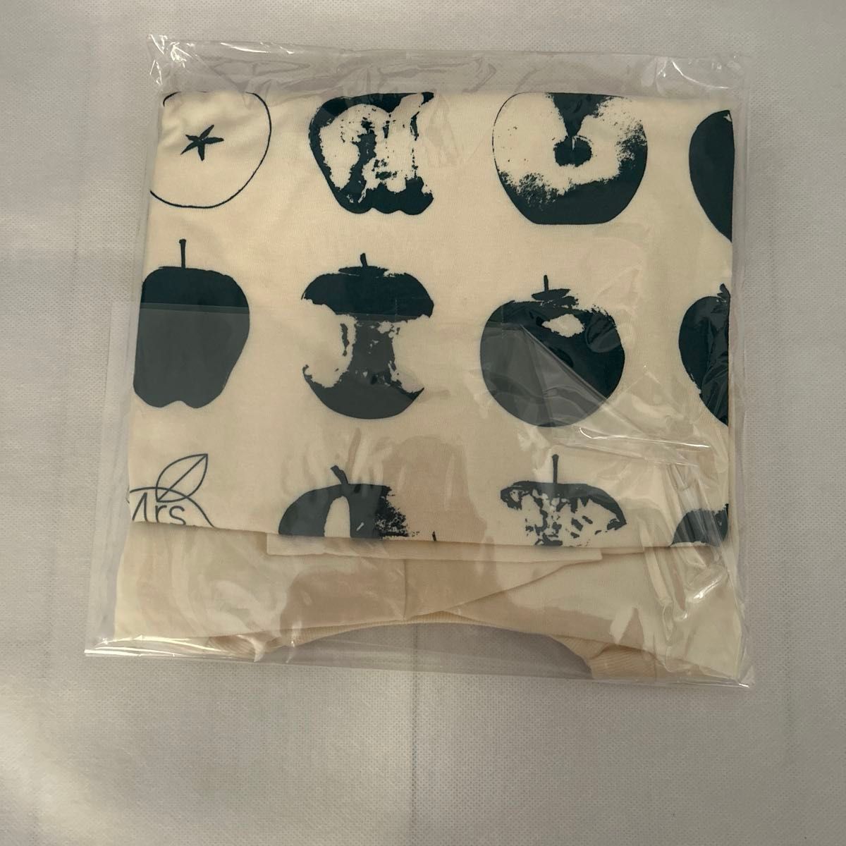 正規品 Mrs GREEN APPLE 5 COMPLETE BOX (完全生産限定) (DVD+ 正規品 Mrs GREEN APPLE 5 COMPLETE BOX (完全生産限定) (DVD+