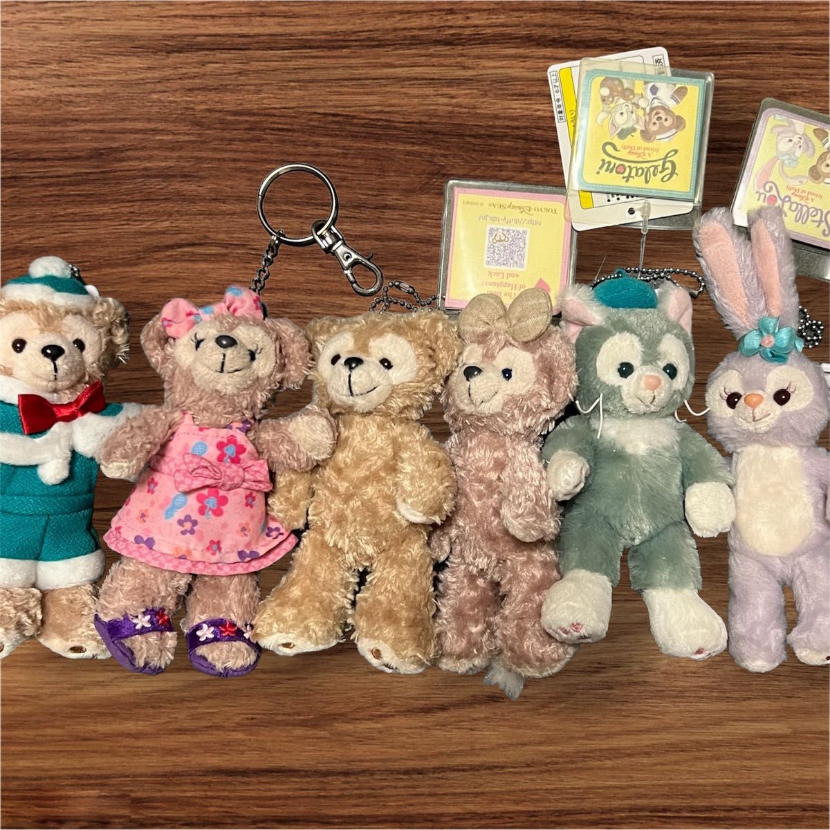 ディズニー ダッフィーフレンズ ぬいぐるみバッジ キーホルダー ディズニー ダッフィーフレンズ ぬいぐるみバッジ キーホルダー